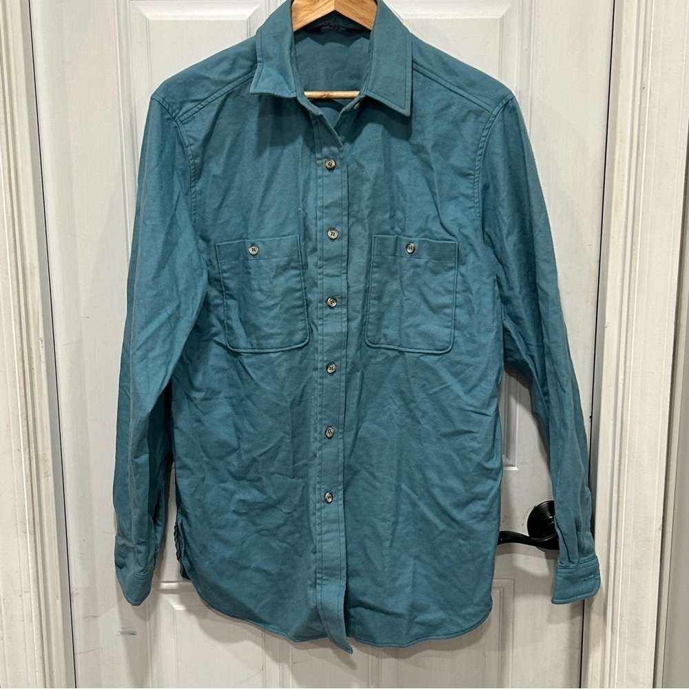 Vintage Woolrich Woman Button Down Cotton Chamois Shirt Size 16 Blue USA Made